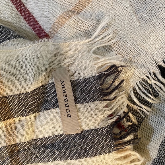 Burberry Check Wool Silk Scarf - Picture 3 of 3
